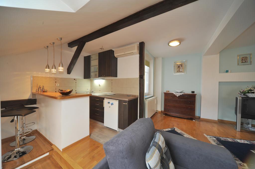 Apartment Resavska Белград Стая снимка